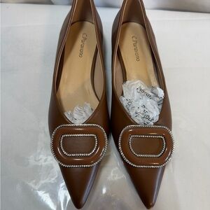 Elegant Brown Flats with Embellished Buckle